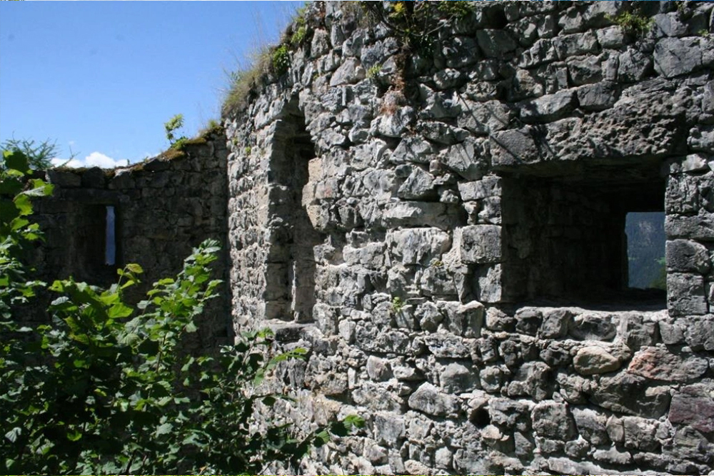 Burgruine Greifenstein in Filisur