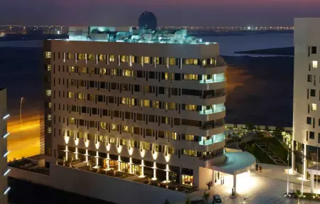 Staybridge Yas Island
